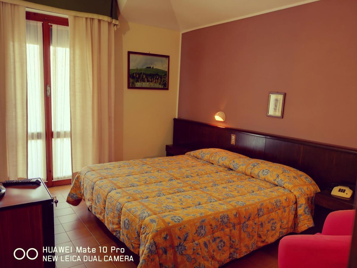 Hotel Firenze Кианчано Терме Екстериор снимка