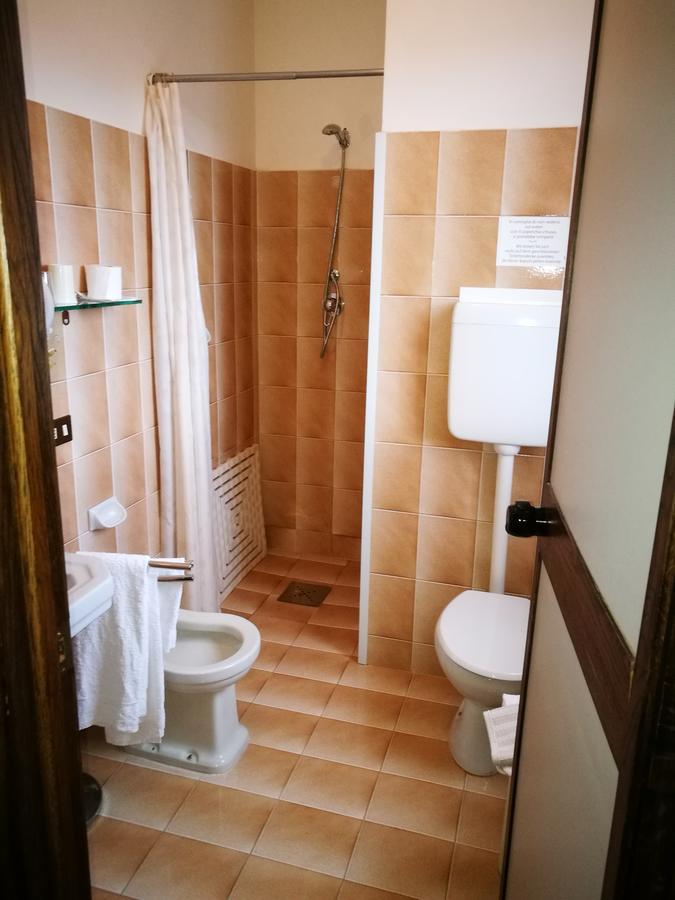 Hotel Firenze Кианчано Терме Екстериор снимка