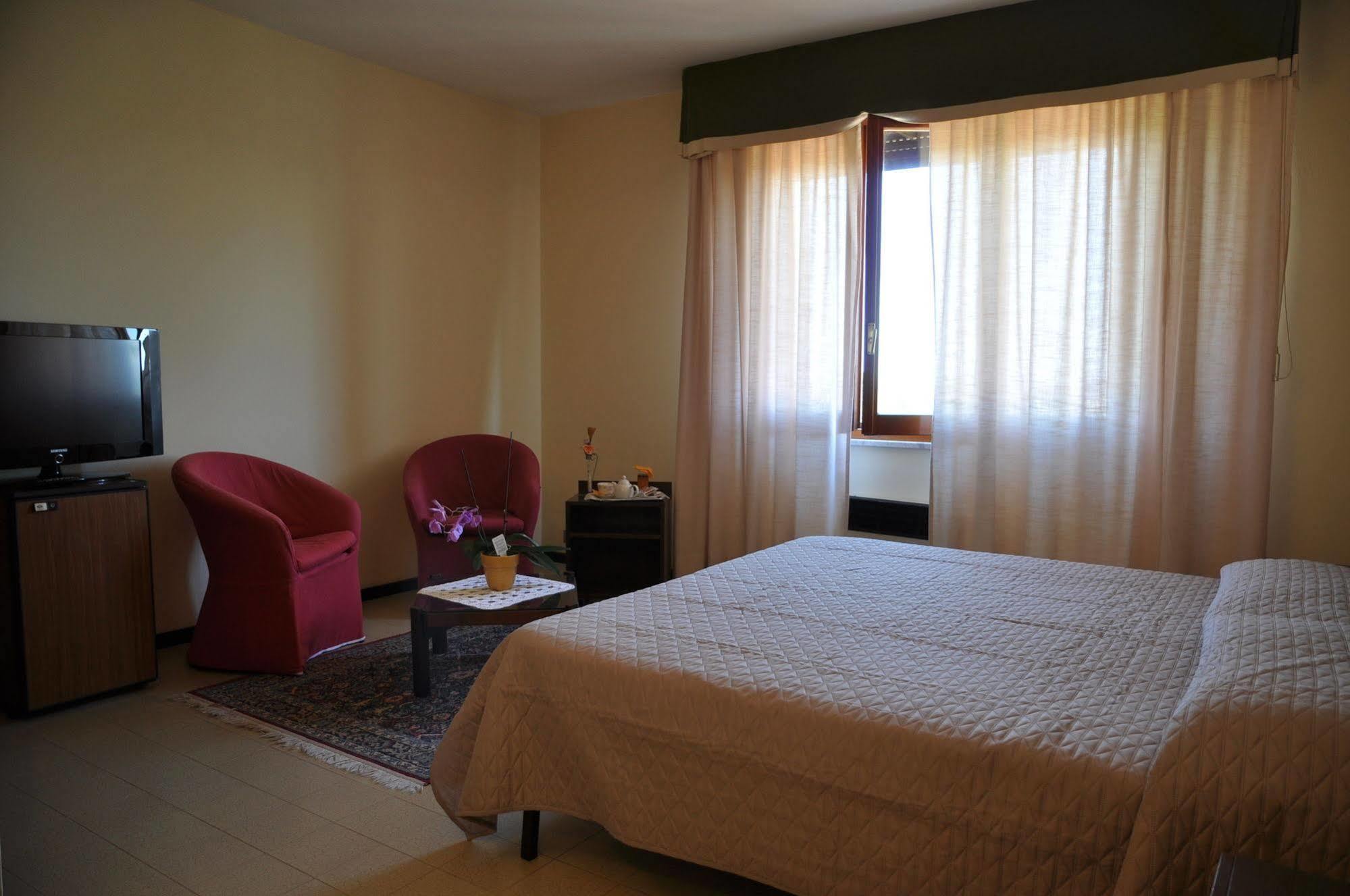 Hotel Firenze Кианчано Терме Екстериор снимка