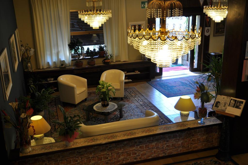 Hotel Firenze Кианчано Терме Екстериор снимка